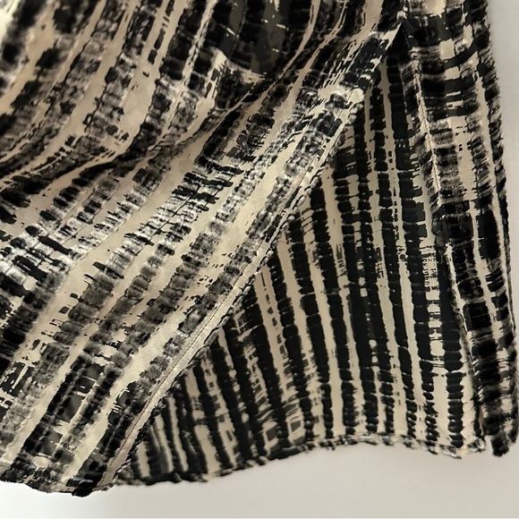 MaxMara Silk Blend Striped Tunic Top - Picture 8 of 10